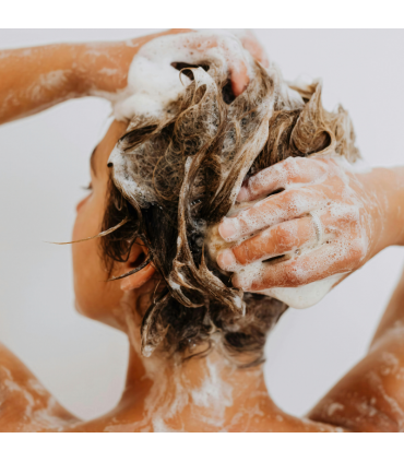 TUHÝ ŠAMPÓN LEVANDUĽA & MÄTA